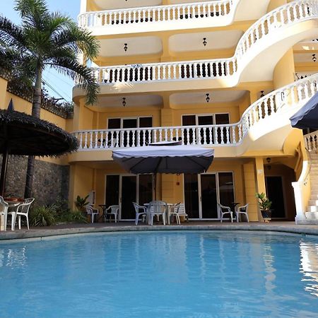Mermaid Resort And Dive Center Пуерто Галера Екстериор снимка
