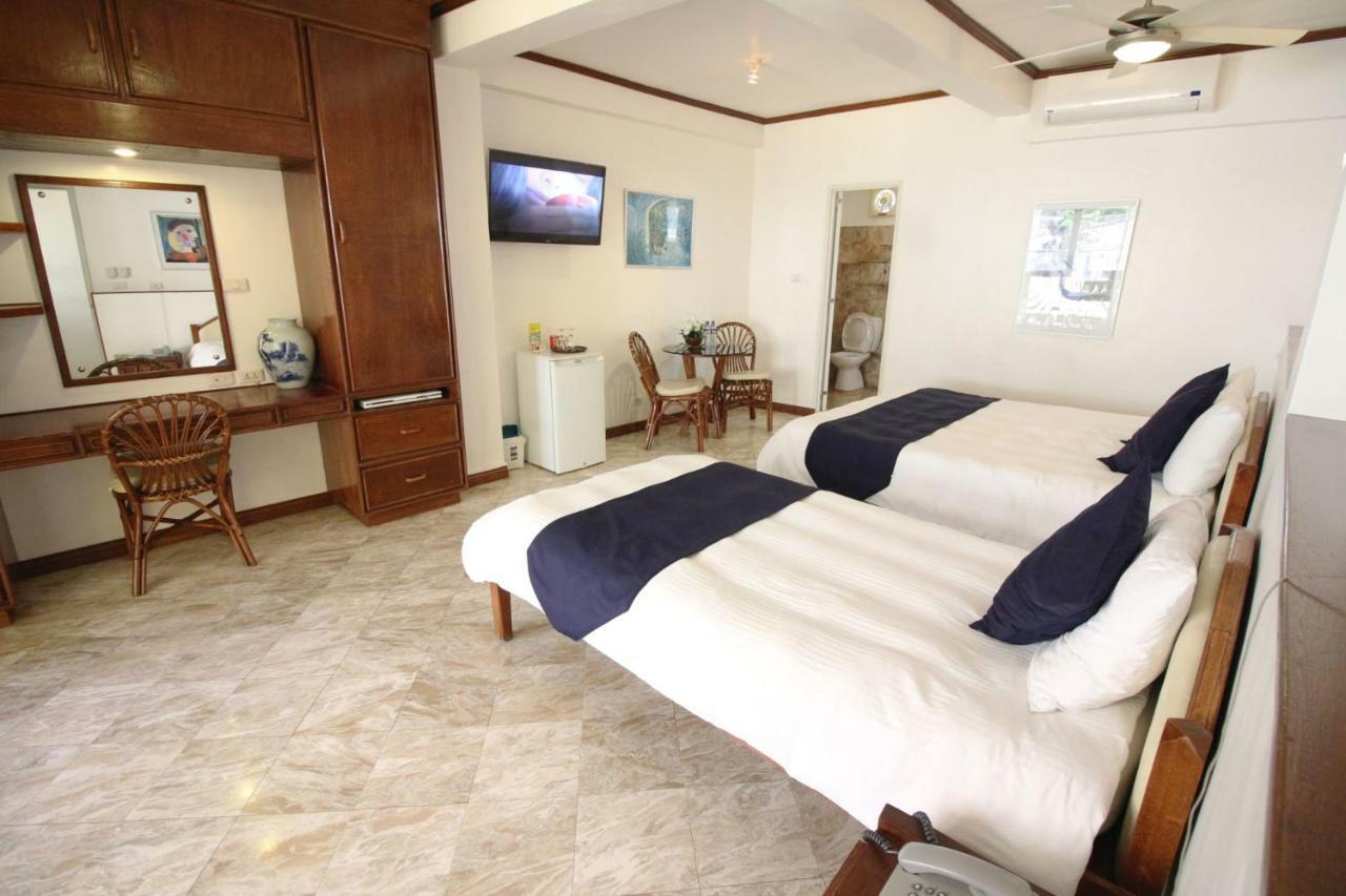 Mermaid Resort And Dive Center Пуерто Галера Екстериор снимка